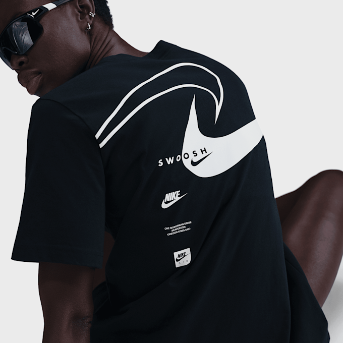 Nike Sportswear Club Short Sleeve T-Shirt crna 46513 4