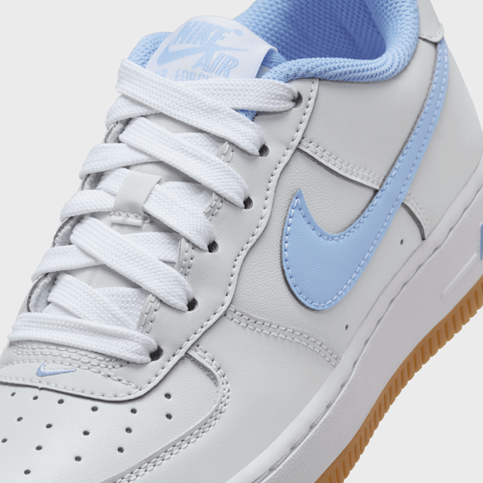 Nike Air Force 1 LV8 (GS) gris 46594 7