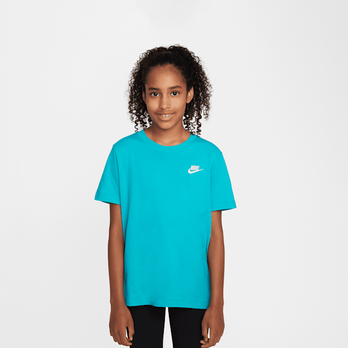 Nike Junior Sportswear Tee EMB Futura Low Brand Read azul 46593 1