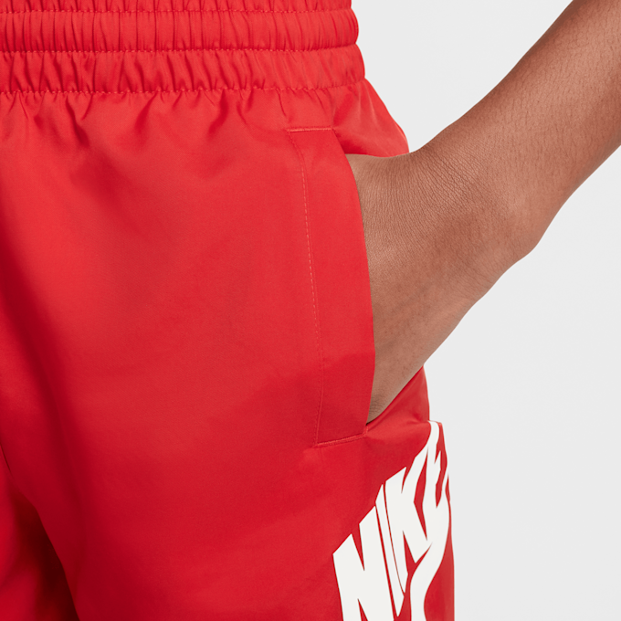 Nike Sportswear Club Woven Shorts 6IN High-Brand-Read crvena 46601 4