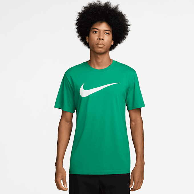 Nike Sportswear Tee Icon Swoosh vert 46604 1