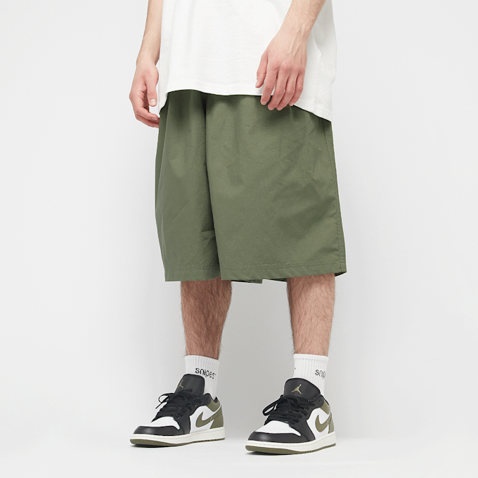 Nike Club Seoul Short Oversized zelena 46676 1