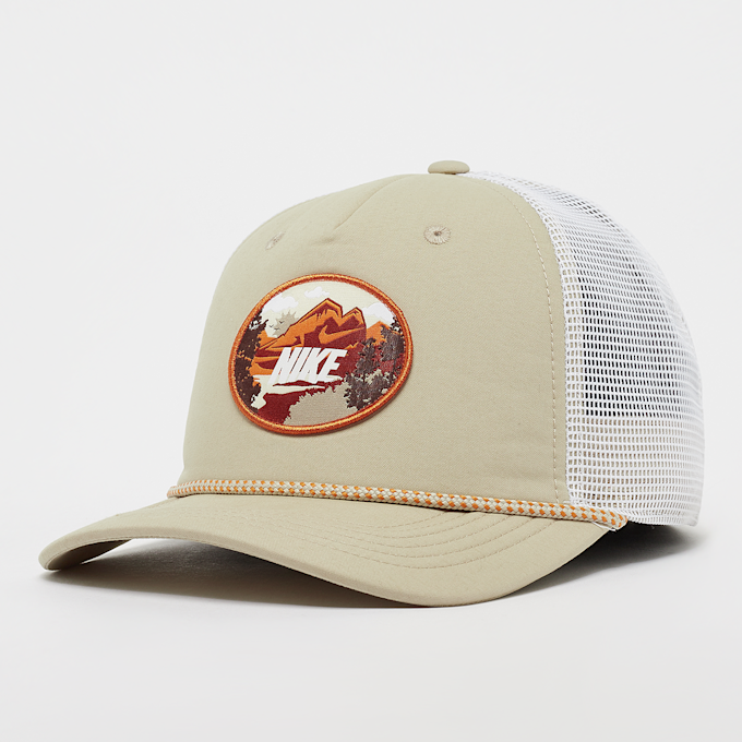 Nike Rise Structured Outdoor Trucker Cap beż 46713 1