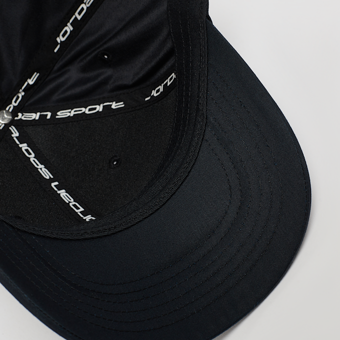 Jordan Rise Cap Structured Curved Bill czarny 46725 4