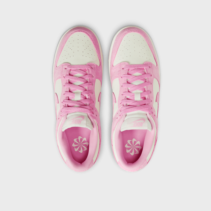 Nike WMNS Dunk Low roza 46740 6