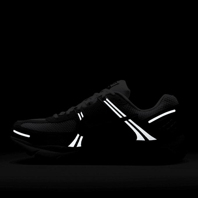 Nike   Zoom Vomero 5 siva 46842 9
