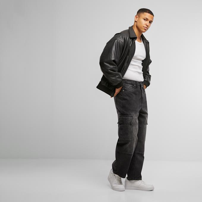 Urban Classics Tapered Heavy Ounce Baggy Cargo Jeans czarny 46778 5