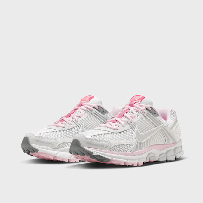 Nike WMNS Zoom Vomero 5 blanc 46903 4