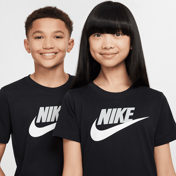 Nike   Sportswear Tee Futura HBR nero 46939 3