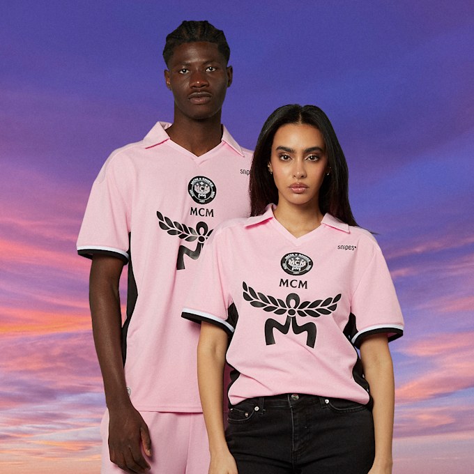 MCM x SNIPES Soccer Trikot roza 47069 1