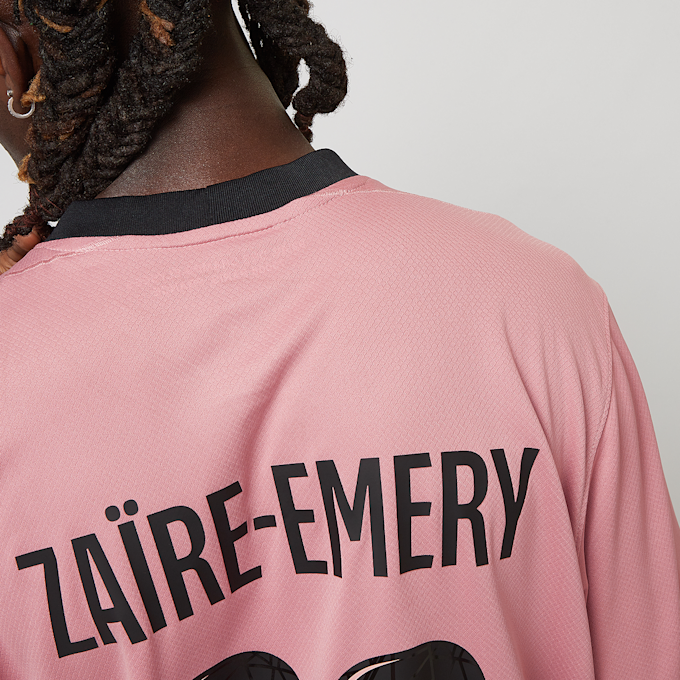 Jordan Zaïre-Emery / No. 33 / PSG Jordan Third Stadium 2024/25 lichtroze 47125 7