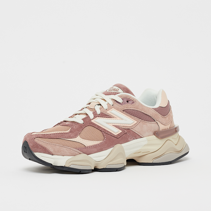 New Balance 9060 rouge 47298 2