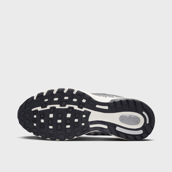 Nike WMNS Air Pegasus 2005 cinzento 47314 3