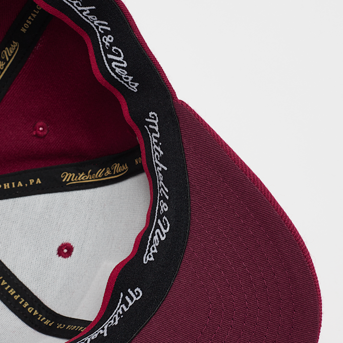 Mitchell & Ness Rubber Patch Classic Red Own Brand rood 47337 3