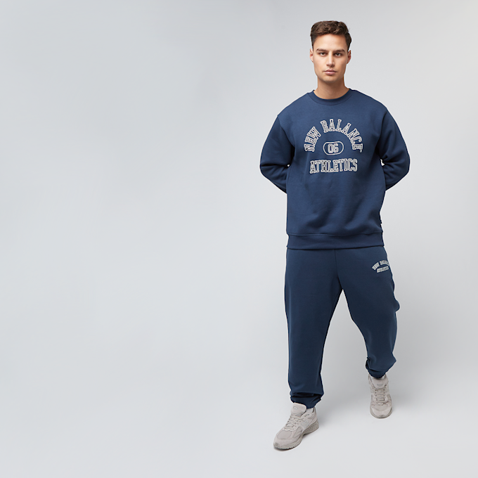 New Balance Sport Essentials Fleece Graphic Jogger niebieski 47350 5