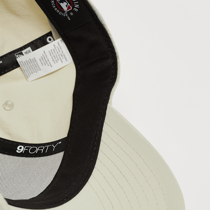 New Era 9Forty Recycled New York Yankees beige 47621 3