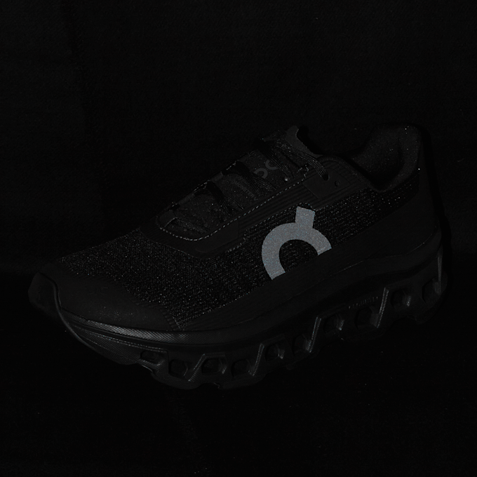 On Cloudmonster Void noir 47707 8