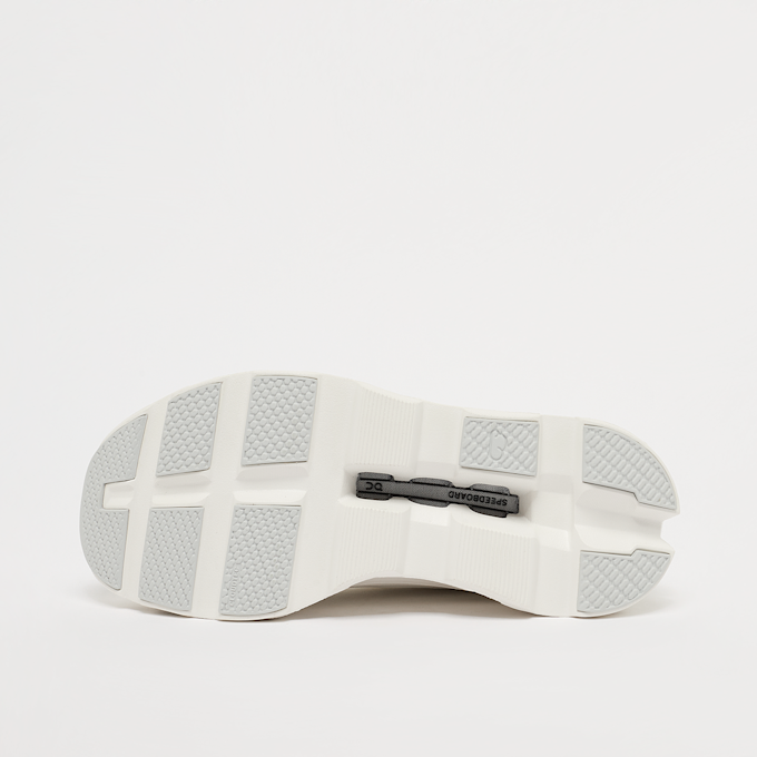 On Cloudmonster Void wit 47698 4