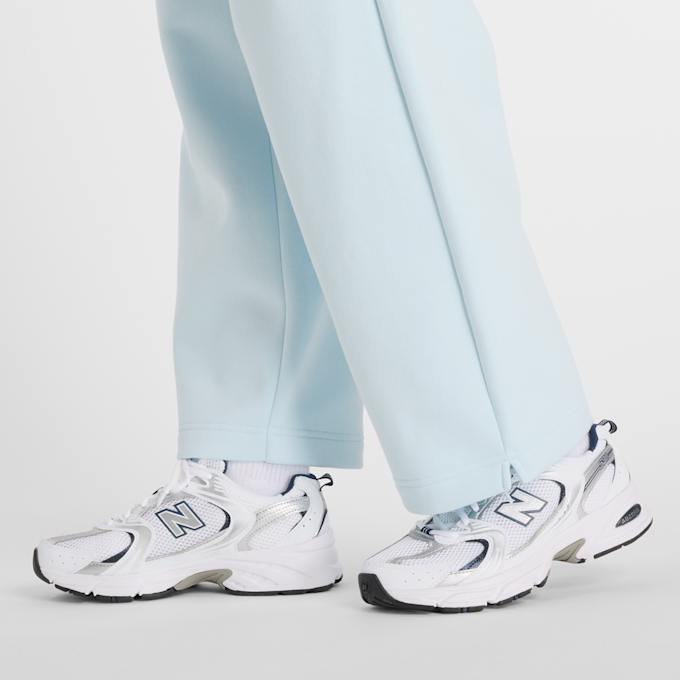 New Balance Reimagined Fleece Barrel Leg Pants plava 47709 5