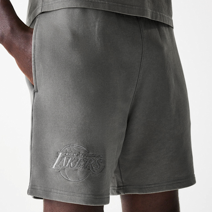 New Era NBA Los Angeles Lakers Washed Shorts grigio 47723 4