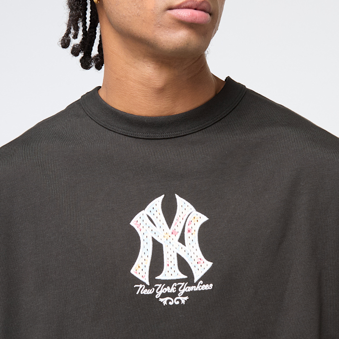 New Era MLB Infill New York Yankees Oversized Tee schwarz 47731 3