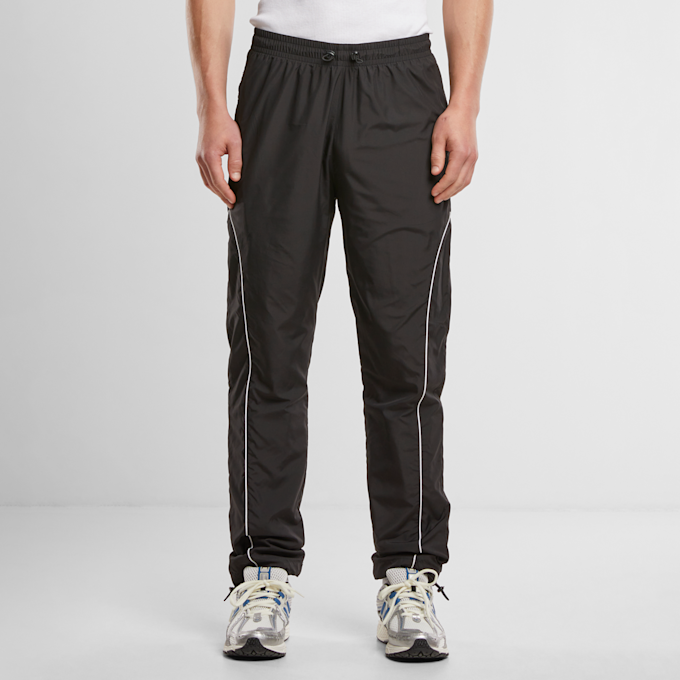Urban Classics Piped Panel Trackpants czarny 47781 1