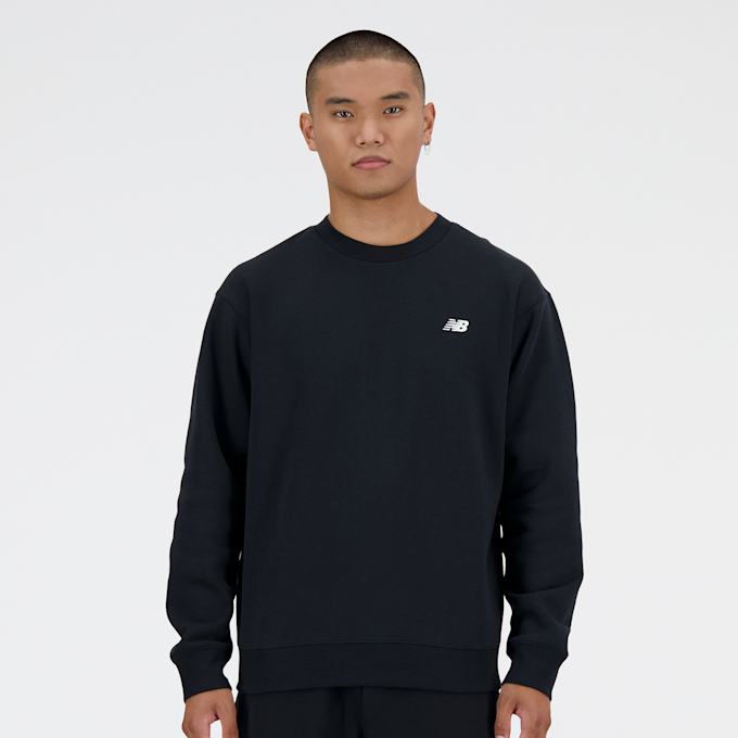 New Balance Sport Essentials Fleece Crew czarny 47809 1