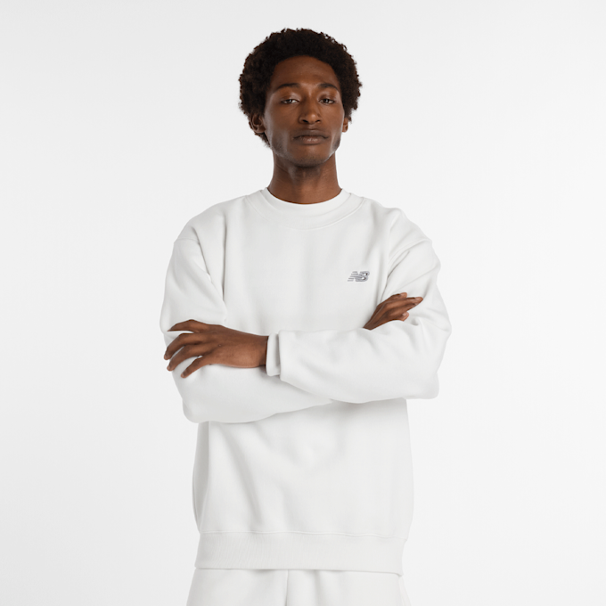 New Balance Linear Graphic Fleece Crew szary 47815 1