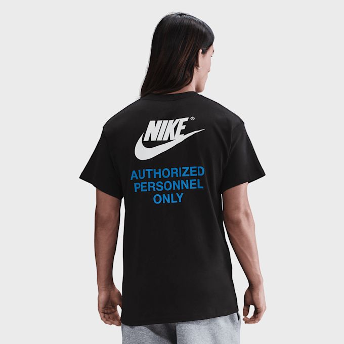 Nike Sportswear Athletic Short Sleeve Tee noir 48025 2