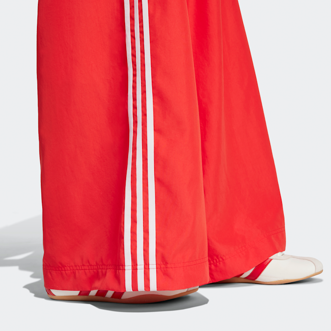adidas Originals Firebird Oversized Track Pants crvena 48011 4