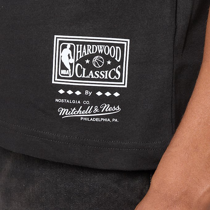 Mitchell & Ness NBA Chicago Bulls HWC Blaze Graphic Tee zwart 48172 4