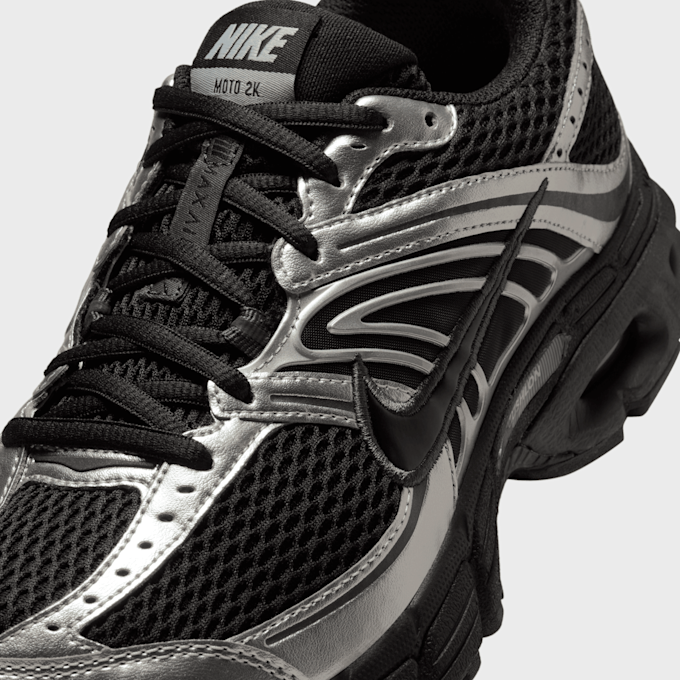 Nike WMNS Air Max Moto 2K preto 48301 7