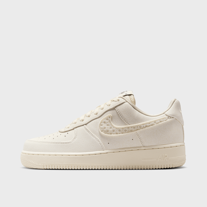Nike Air Force 1 '07 LX beige 48316 1