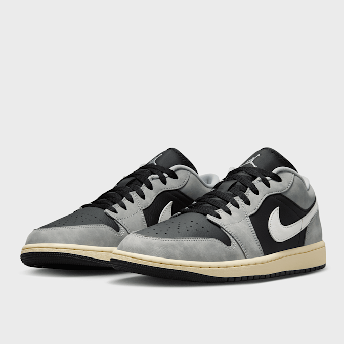 Jordan WMNS Air Jordan 1 Low SE grau 48618 4