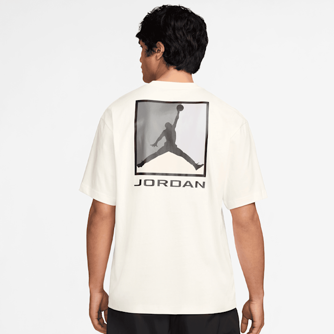 Jordan Brooklyn Shortsleeve Crew beige 48717 1