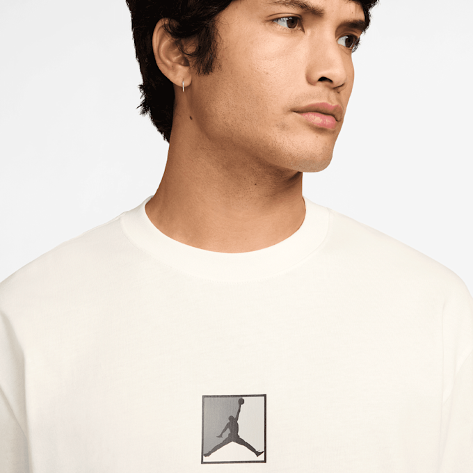 Jordan Brooklyn Shortsleeve Crew beige 48717 3