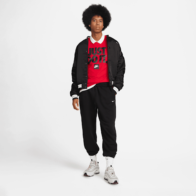 Nike Sportswear Tee Fran JDI Verbiage rood 48831 4