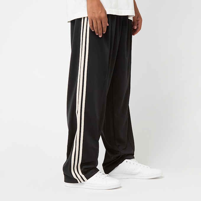adidas Originals Firebird Adicolor Baggy Fit Trackpants nero 48874 4