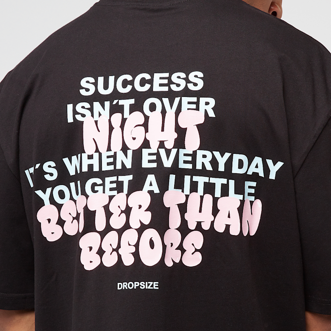 DropSize Heavy Oversized Bubble Font T-Shirt negro 48880 4
