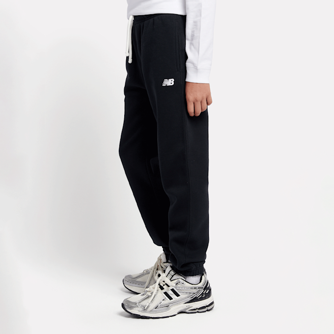New Balance Boys Brush Back Small Logo Joggers zwart 48971 2