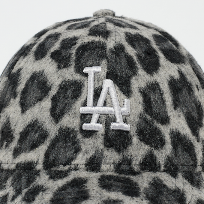 New Era Female 9Forty Cosy Animal Los Angeles Dodgers multicolorido 49330 4