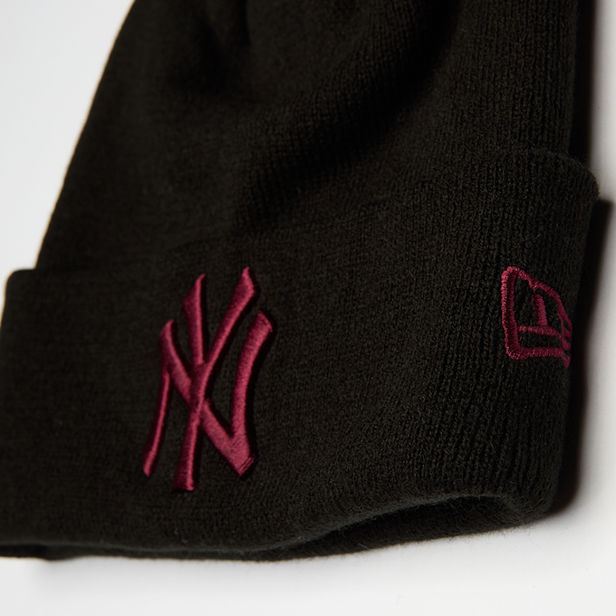 New Era Beanie League Essential New York Yankees czarny 49406 3
