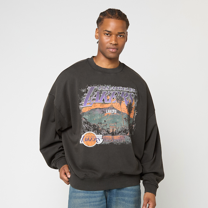 New Era NBA Washed Graphic Oversized Crew Los Angeles Lakers multicolore 49743 1