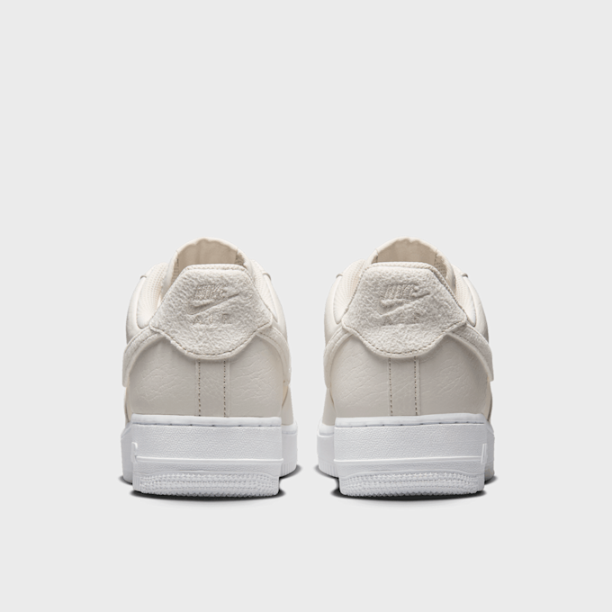 Nike WMNS Air Force 1 '07 Next Nature beż 61364 5
