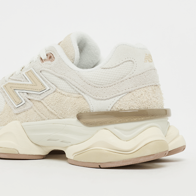 New Balance 9060 beż 91132 7