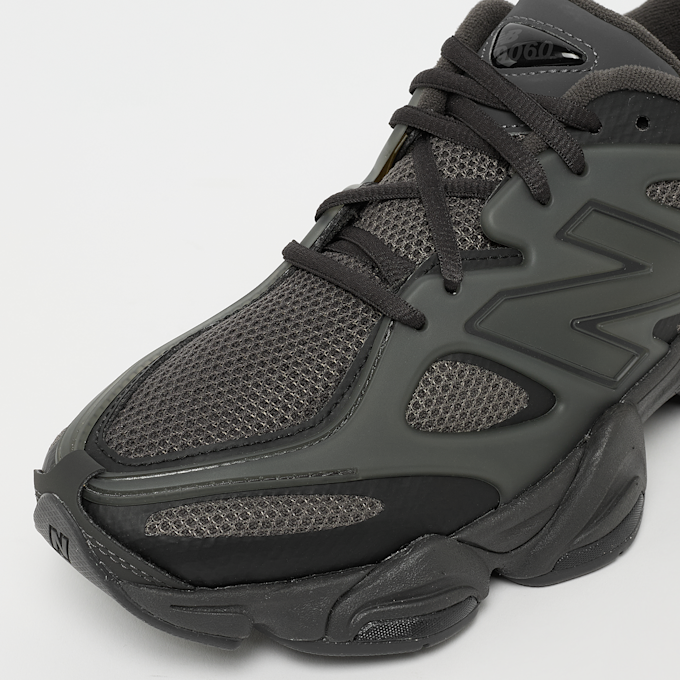 New Balance 9060 grau 91159 6