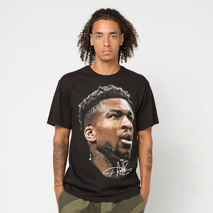 Mitchell & Ness NBPA Real Big Face Tee Giannis Antetokounmpo nero 91311 1