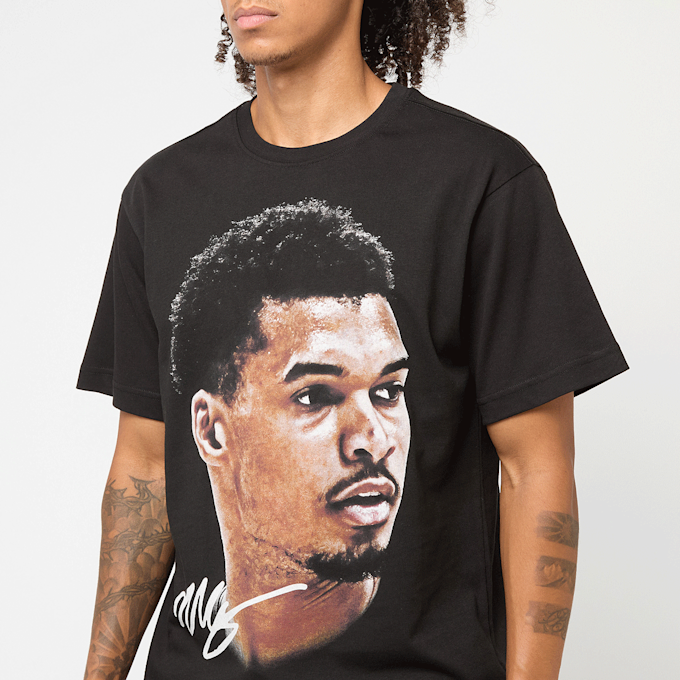 Mitchell & Ness NBPA Real Big Face Tee Victor Wembanyama nero 91309 3