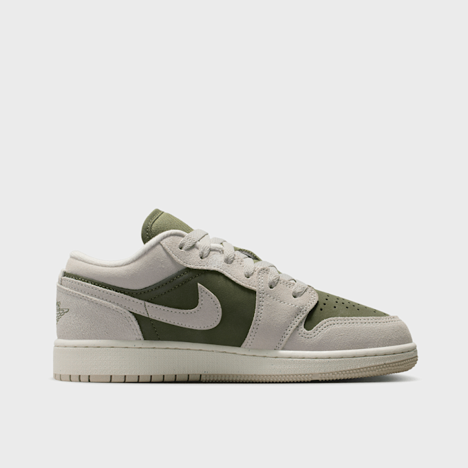 Jordan Air Jordan 1 Low SE (GS) beige 91870 2