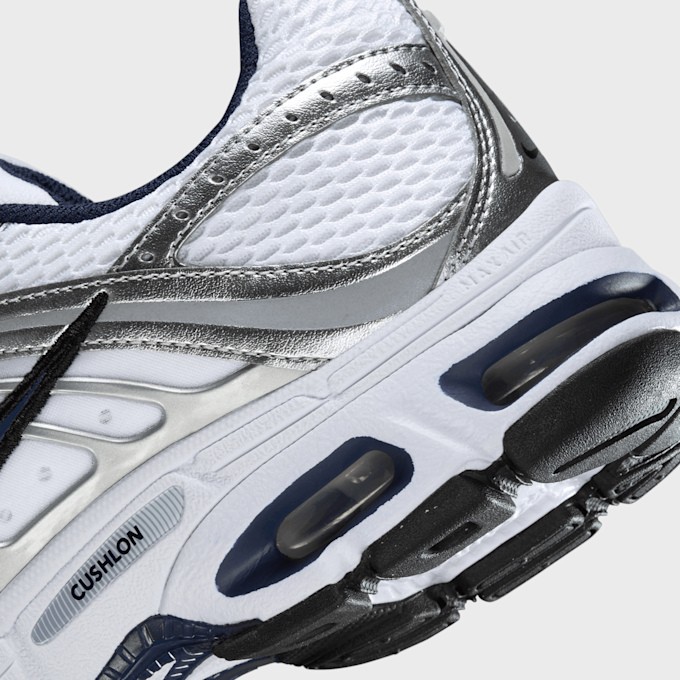 Nike WMNS Air Max Moto 2K weiß 91739 8